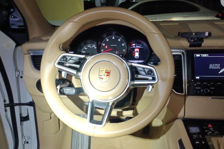 Used Porsche Macan 2014 Macan 2.0T
