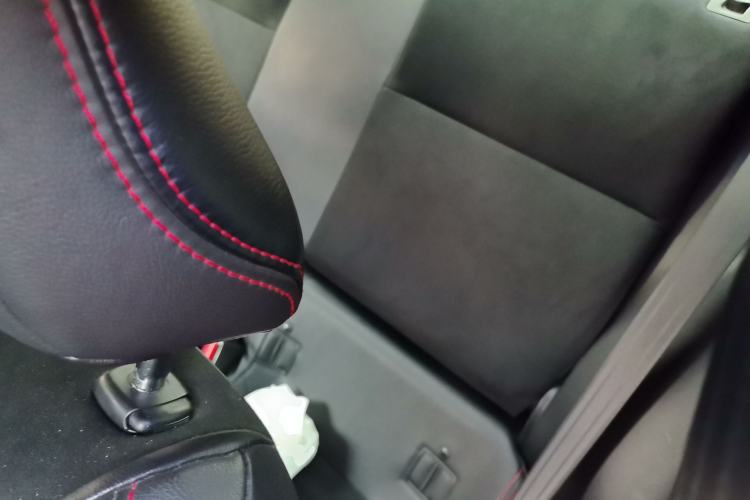 Used Subaru BRZ 2015 2.0i Manual Model Interior 4