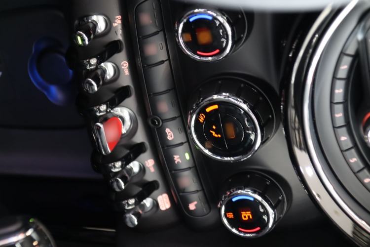 Used MINI MINI 2021 1.5T COOPER CABRIO Sidewalk
