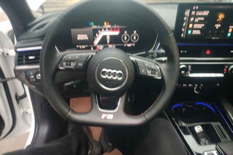 Used Audi A4L 2020 40 TFSI Luxury Dynamic Model
