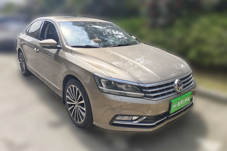 Used Volkswagen Passat 2016 330TSI DSG Prestige Edition Front Right 45 Deg