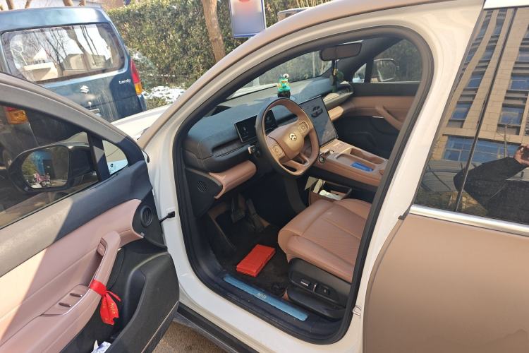 Used Nio EC6 2024 75 kWh
