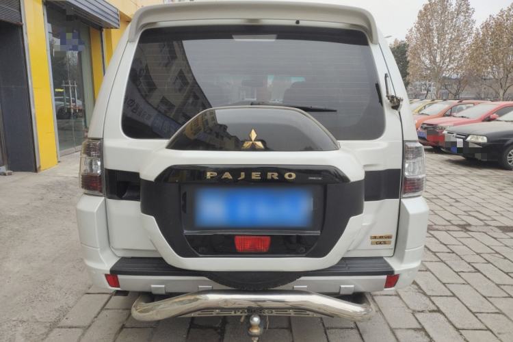 Used Mitsubishi Pajero 