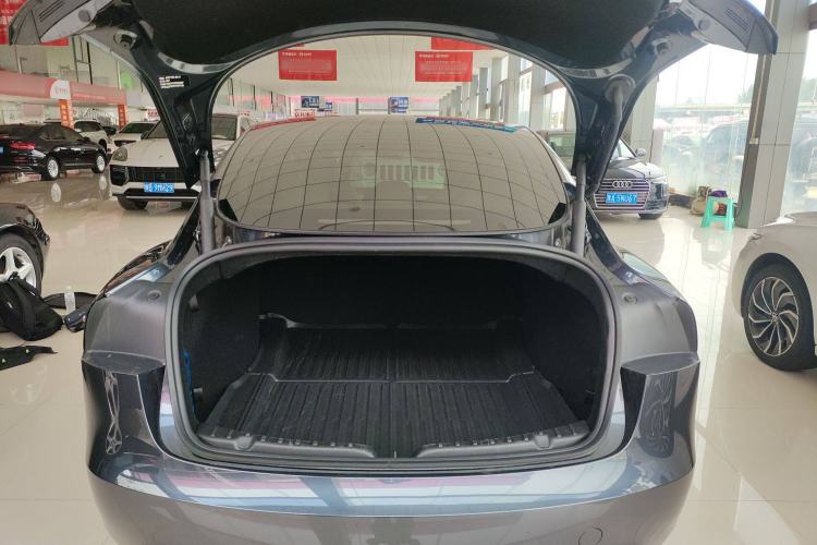 Used Tesla Model 3 2023 Rear-Wheel-Drive Version