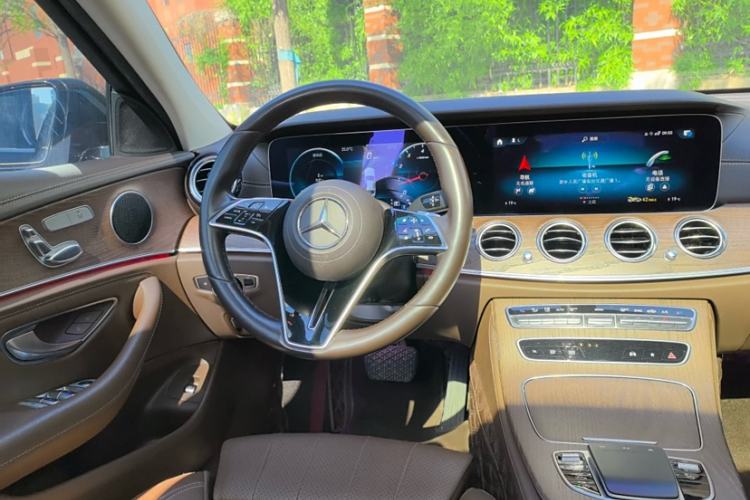 Used Mercedes-Benz E-Class 2022 E 260 L