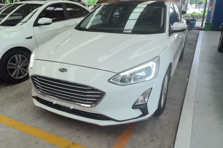 Used Ford Focus 2019 Sedan EcoBoost 180 Automatic Trend Edition