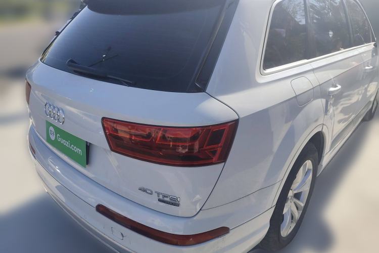 Used Audi Q7 2018 40 TFSI Comfort Model