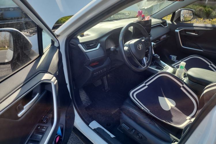 Used Toyota Wildlander 2023 2.0L CVT Two-Wheel Drive Luxury PLUS Edition