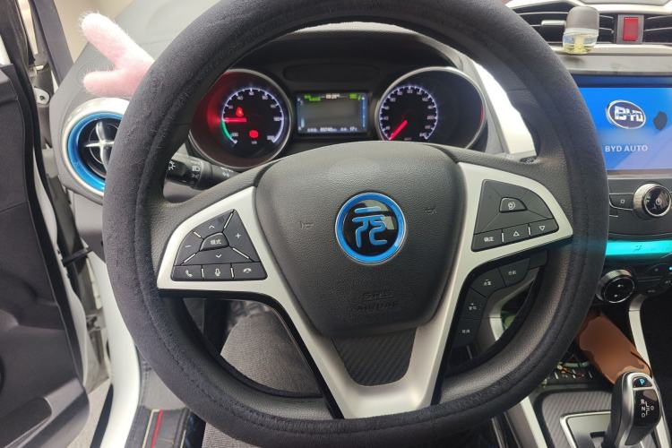 Used BYD Yuan New Energy 2018 EV360 Smart Connect Cool Edition Steering Wheel
