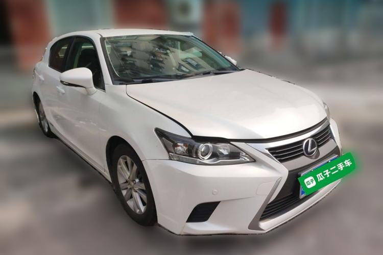 Used Lexus CT 2014 CT200h Elite Edition Monochrome Front Right 45 Deg