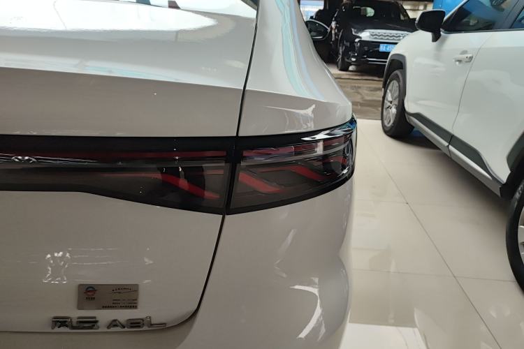 Used Chery Fengyun A8 2025 145 Luxury Edition Exterior 3