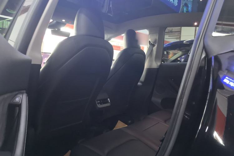 Used Tesla Model Y 2023 Rear-Wheel-Drive Version