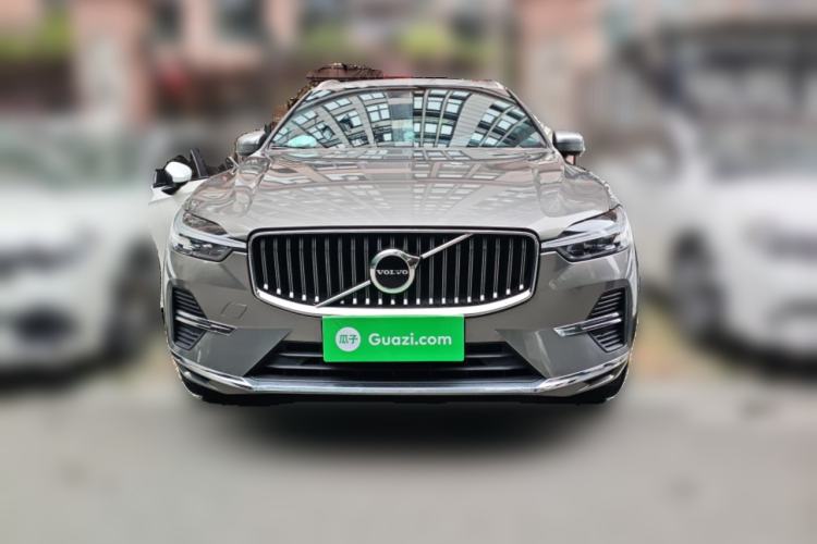 Used Volvo XC60 2023 B5 4x4 Smart Luxury Edition Front