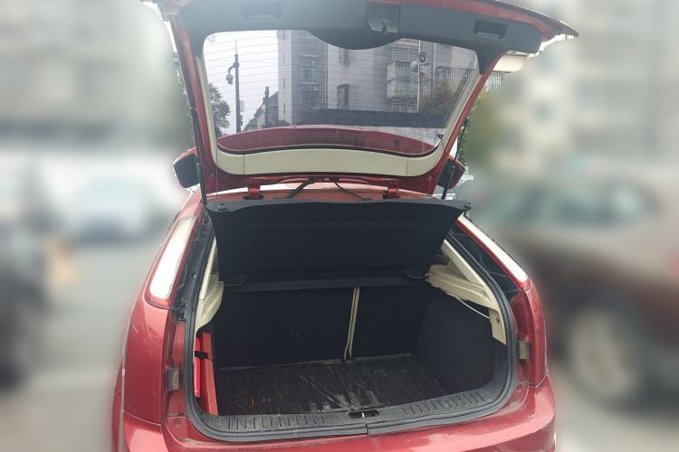 Used Ford Focus 2013 Hatchback Classic 1.8L Automatic Fashion Edition
