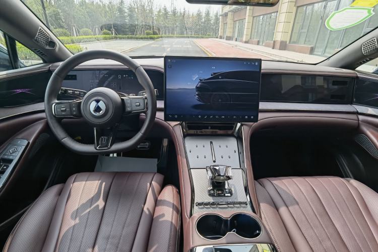 Used Denza Z9GT 2024 1100 Four-Wheel Drive Max Edition
