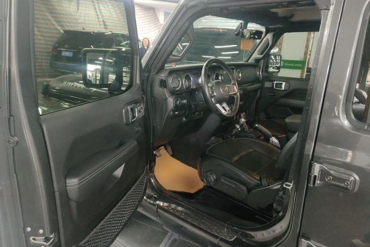 Used Jeep Gladiator 2022 3.6L Pioneer Edition