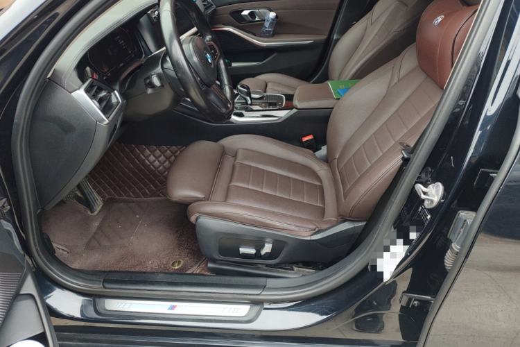 Used BMW 3 Series 2021 Second Facelift 320Li M Sport Package
