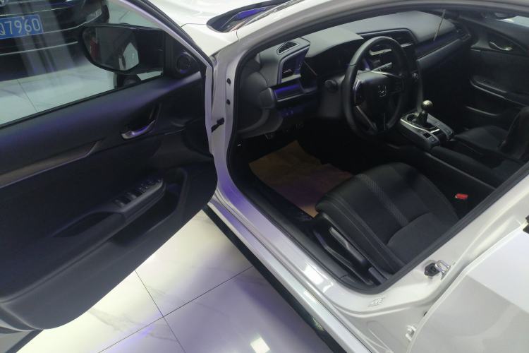 Used Honda Civic 2021 HATCHBACK 220TURBO Manual Driving Pleasure Control
