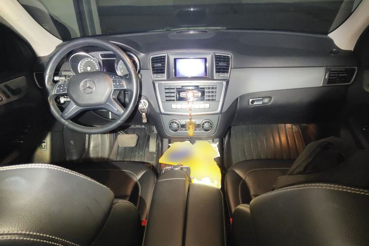 Used Mercedes-Benz M-Class 2014 ML 320 4MATIC
