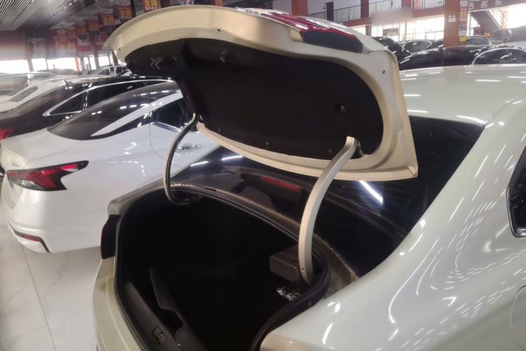 Used Citroen C4 Sega 2018 1.6L Automatic Luxury Model
