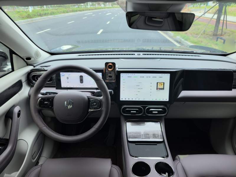 Used Leapmotor C11 2023 Range-Extended 300 Smart Enjoyment Edition — 36