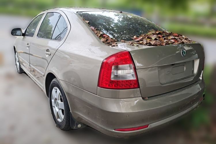 Used Skoda Octavia 2012 1.6L Automatic Yijun Edition Rear Left 45 Deg