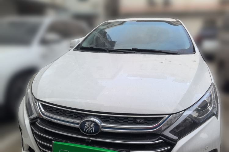 Used BYD Qin New Energy 2017 1.5T Luxury Model Front