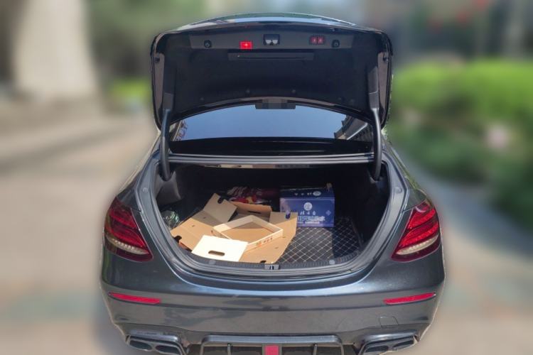 Used Mercedes-Benz E-Class 2019 E 300 L Sporty and Stylish Model