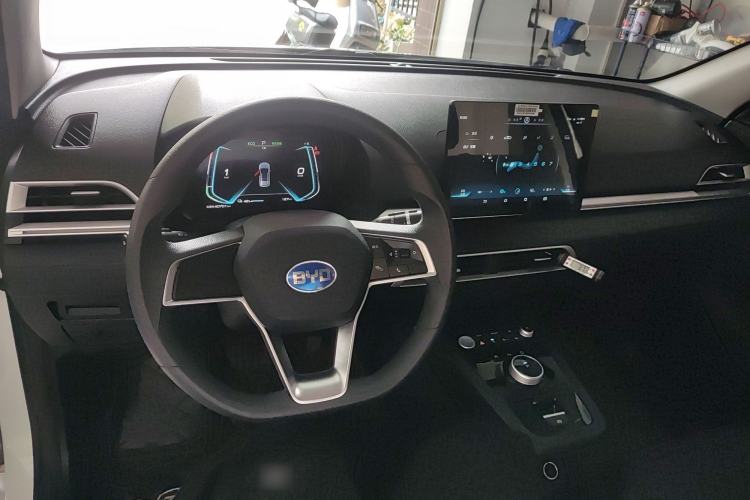Used BYD e2 2021 Standard Model Center Console