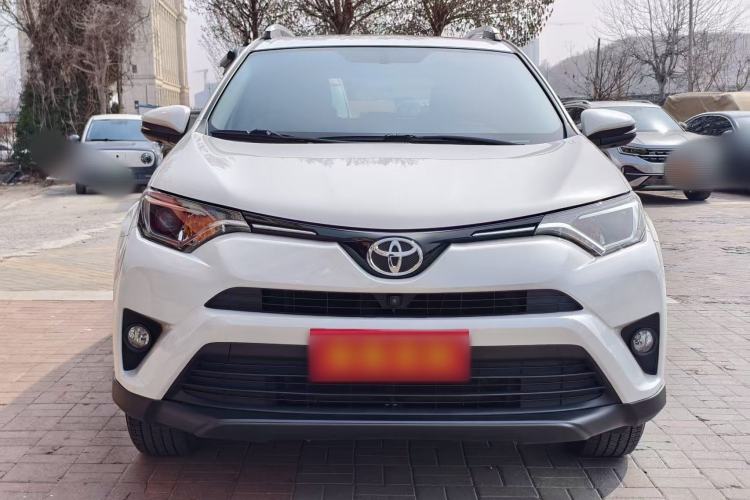 Used Toyota RAV4 2016 2.0L CVT Two-Wheel Drive Comfort Edition China V Standard
