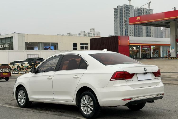 Used Volkswagen Santana 2016 1.6L Automatic Fashion Edition Rear Left 45 Deg