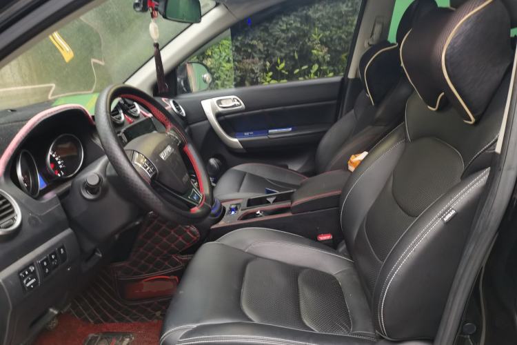 Used Haval H6 2016 Upgraded Model 1.5T Manual Two-Wheel Drive Elite Version
