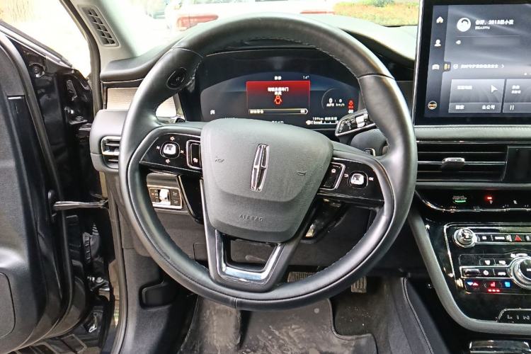 Used Lincoln Corsair 2022 2.0T Two-Wheel Drive Luxury Edition Steering Wheel