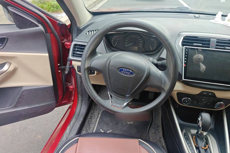 Used Ford Escort 2015 1.5L Automatic Comfort Edition
