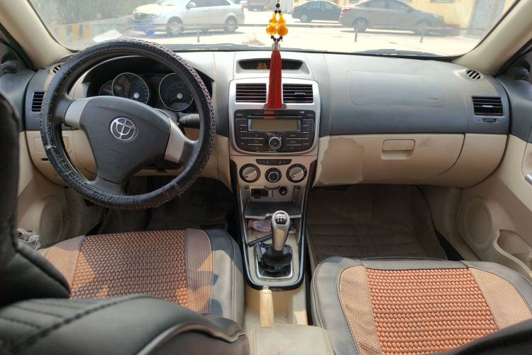Used Brilliance Junjie FSV 2011 New Edition 1.5L Manual Standard Model
