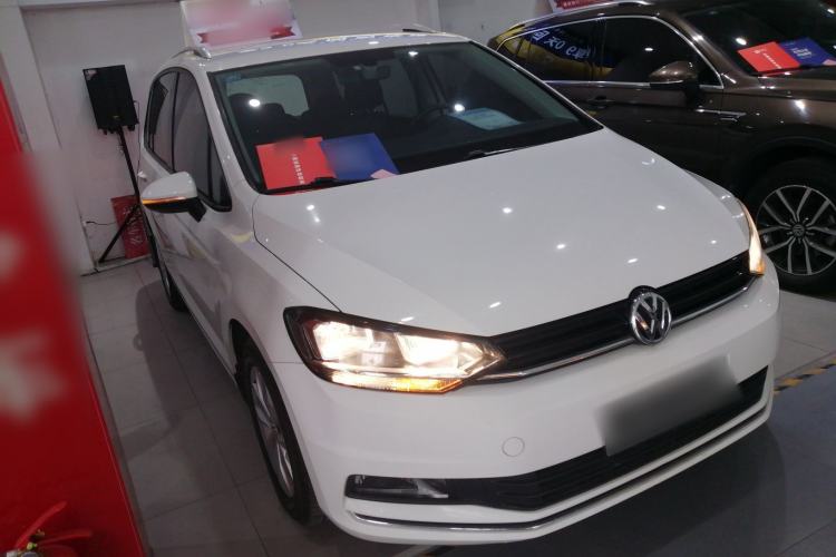 Used Volkswagen Touran 2016 Volkswagen Touran L 280TSI DSG Comfort Edition