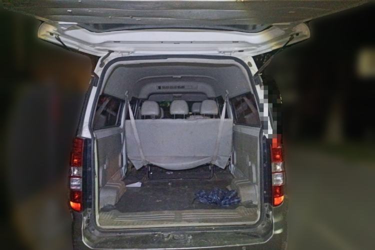 Used Jinbei New Hiace X30L 2016 1.5L Wealth Edition Van DLCG14 Trunk