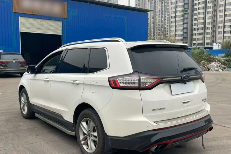 Used Ford Edge 2016 EcoBoost 245 Two-Wheel-Drive Platinum Edition 7-Seater
