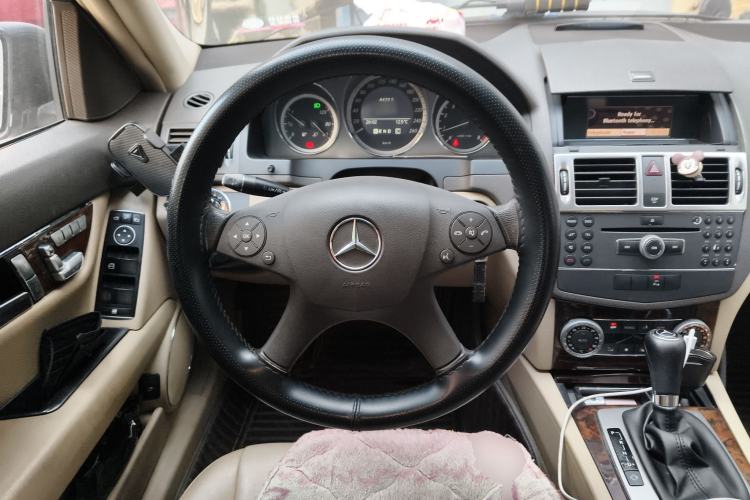 Used Mercedes-Benz C-Class 2010 C 200 CGI Elegance Model Steering Wheel