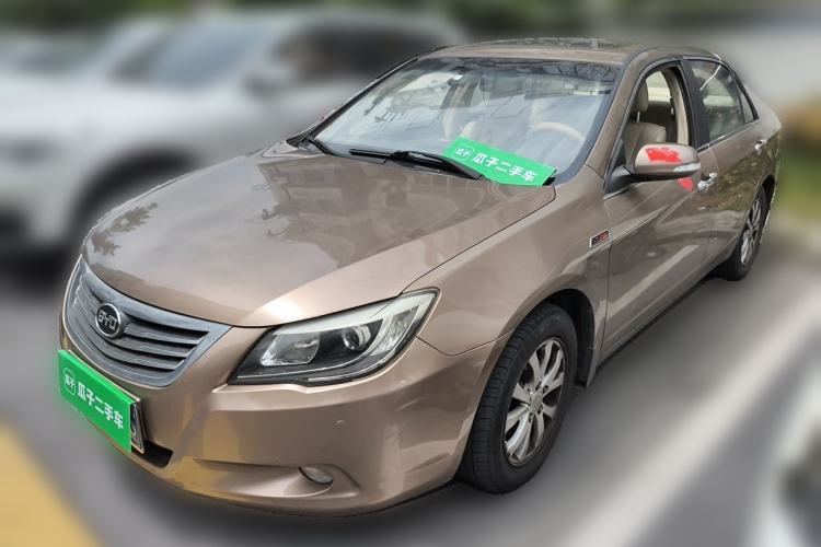 Used BYD G6 2013 1.5TI Manual Luxury Model