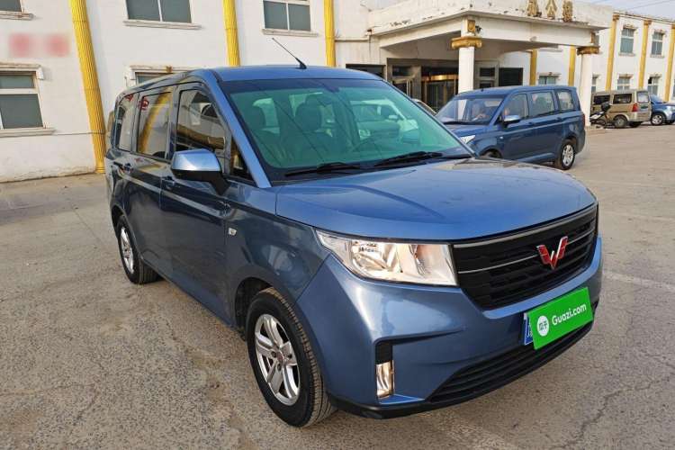 Used Wuling Hongguang PLUS 2020 1.5L Manual Comfort 7-Seater