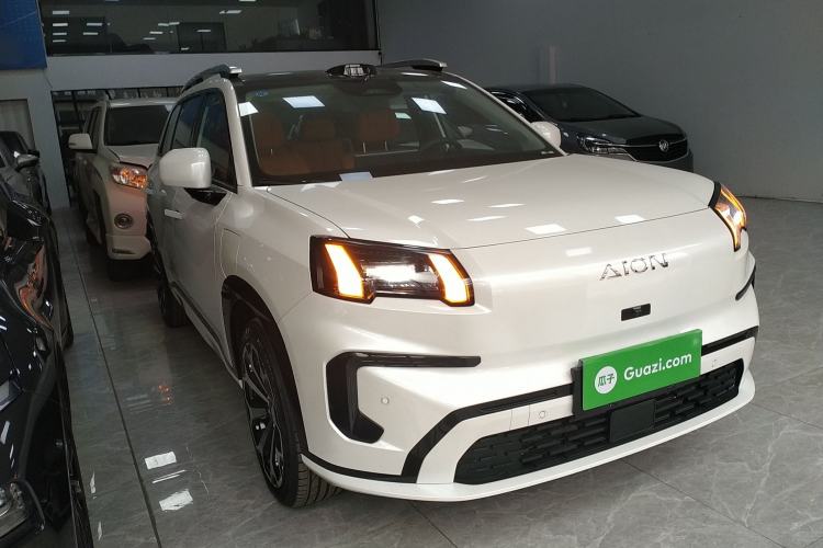 Used AION V 2024 Aion Tyrannosaurus 520 LiDAR Edition Front Right 45 Deg