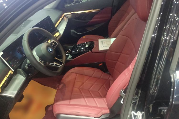 Used BMW i5 2025 eDrive 35L M Sport Package
