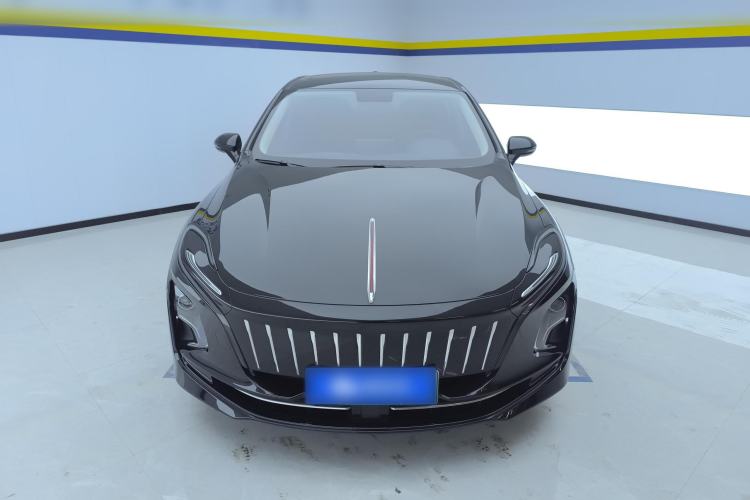 Used Hongqi E-QM5 2023 Base Travel Edition