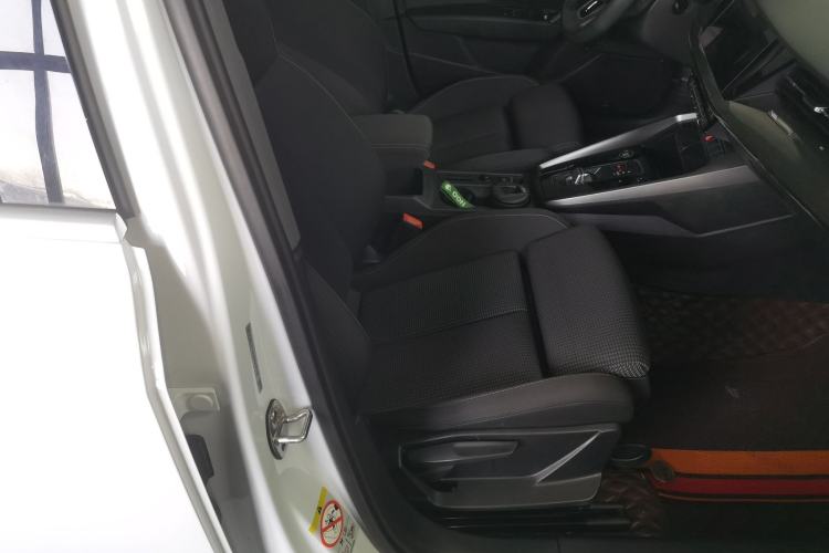 Used Audi A3 2021 Sportback 35 TFSI Advanced Sport Edition Right Front Seat