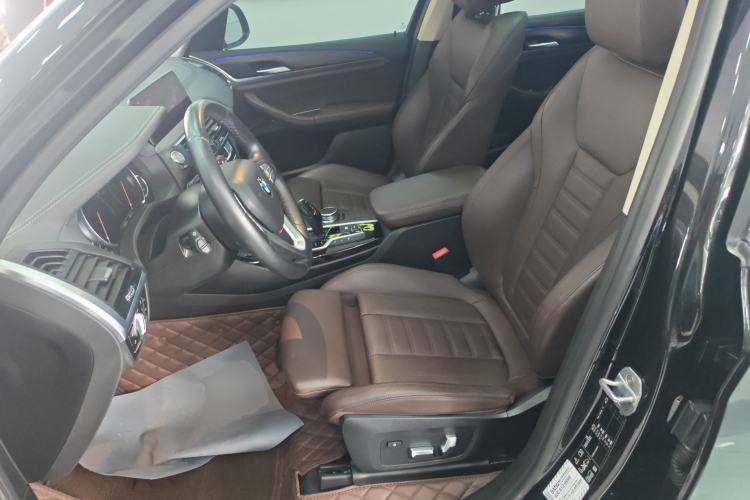 Used BMW X3 2018 xDrive28i Luxury Package China VI Emission Standard Left Front Seat