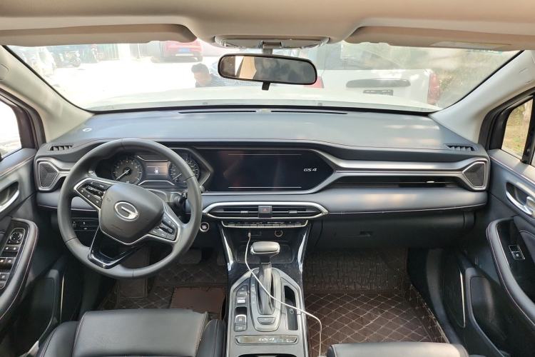 Used GAC Trumpchi GS4 2020 270T Automatic Elite Tech Edition Center Console