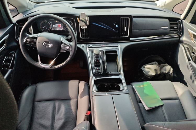 Used GAC Trumpchi M8 2021 Lingxiu Series 390T Deluxe Edition Center Console