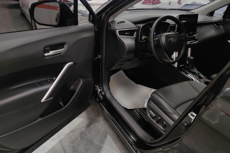 Used Toyota FRONTLANDER 2022 2.0L CVT Luxury PLUS Edition