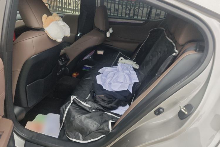 Used Lexus ES 2025 200 Premium Edition Left Rear Seat